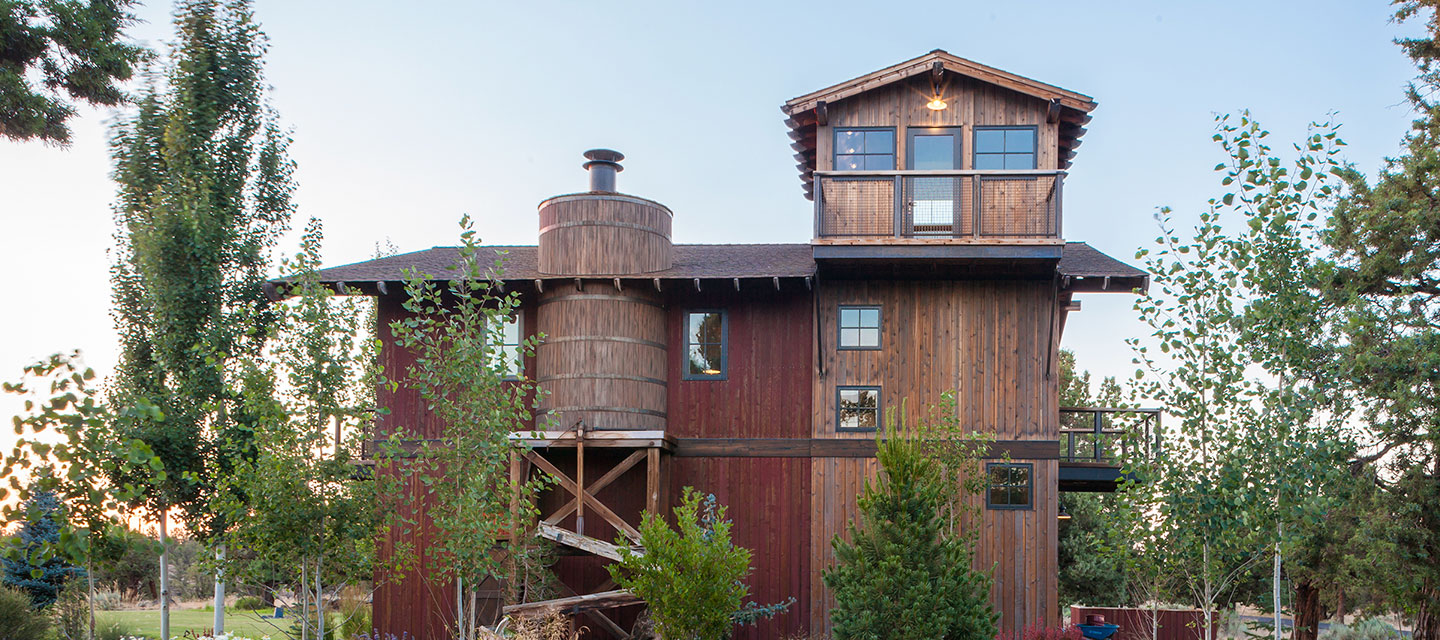 Harrington Barn Rea Company Homes Custom Builders in Bend Oregon